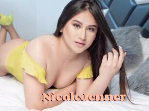 NicoleJenner Chatte Rasée