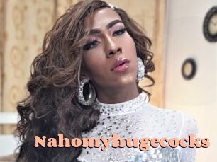 Nahomyhugecocks