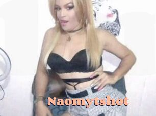 Naomytshot
