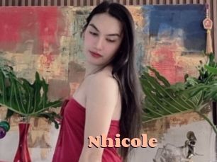 nhicole Chatte Rasée