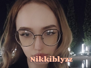 nikkiblyzz Chatte Rasée