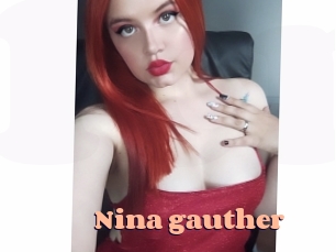 nina_gauther Chatte Rasée