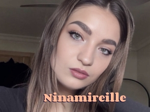 ninamireille Chatte Rasée