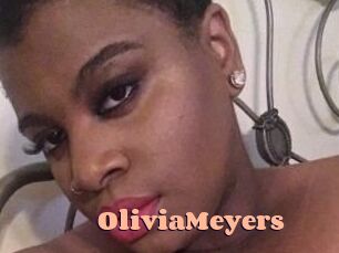 Olivia_Meyers