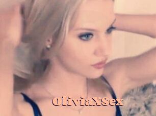 OliviaXSex Chatte Rasée