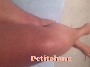 Petitelune Chatte Rasée