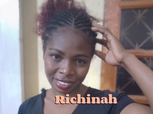 richinah Chatte Rasée
