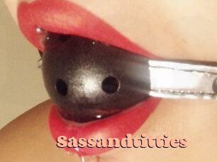 Sassandtitties Chatte Rasée