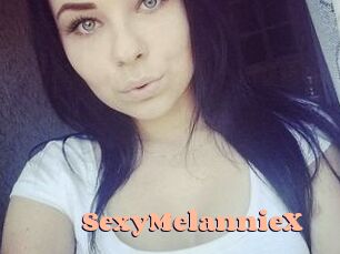 SexyMelannieX Chatte Rasée