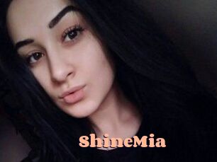 ShineMia