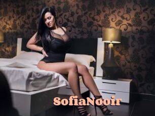 SofiaNooir Chatte Rasée