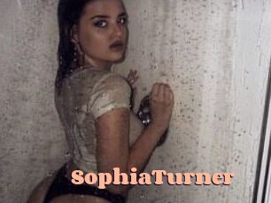 Sophia_Turner