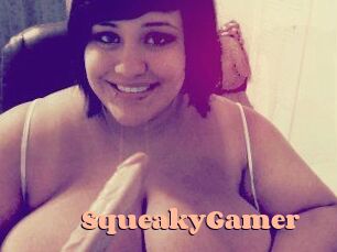 SqueakyGamer Chatte Rasée