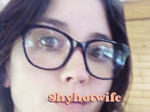 Shyhotwife