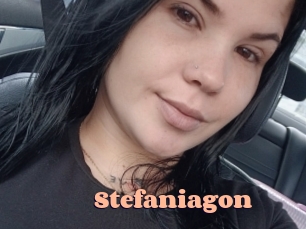stefaniagon Chatte Rasée