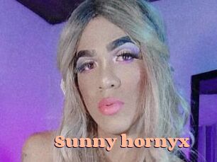 Sunny_hornyx