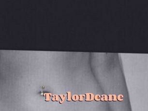 TaylorDeane Chatte Rasée