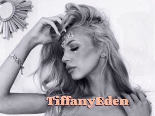 TiffanyEden Chatte Rasée