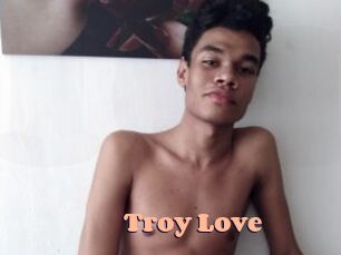 Troy_Love Chatte Rasée