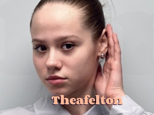 theafelton Chatte Rasée