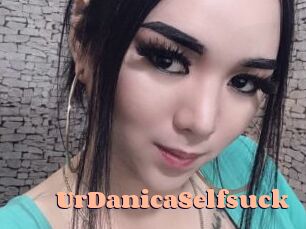 UrDanicaSelfsuck Chatte Rasée
