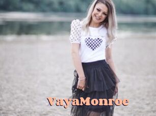 VayaMonroe Chatte Rasée