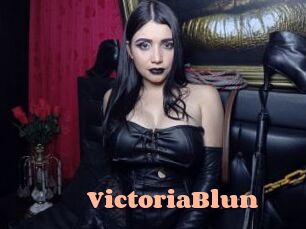 VictoriaBlun Chatte Rasée