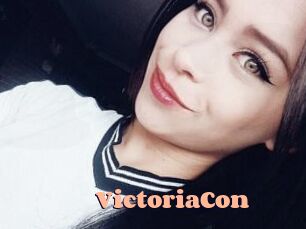 VictoriaCon Chatte Rasée