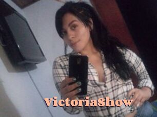 VictoriaShow Chatte Rasée