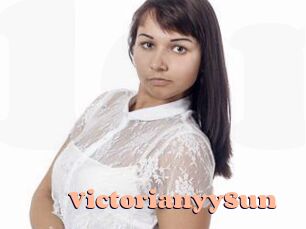 VictorianyySun Chatte Rasée