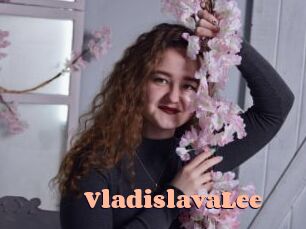 VladislavaLee Chatte Rasée
