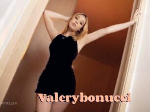 valerybonucci Chatte Rasée