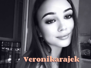 veronikarajek Chatte Rasée