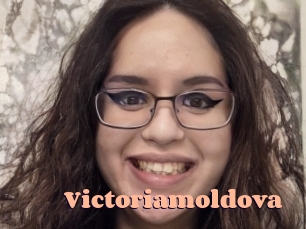 victoriamoldova Chatte Rasée