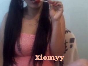 Xiomyy_