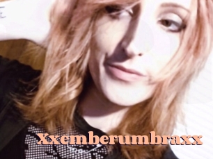xxemberumbraxx Chatte Rasée