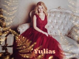 Yulias Chatte Rasée