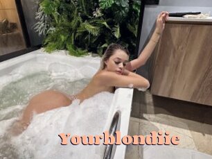 Yourblondiie